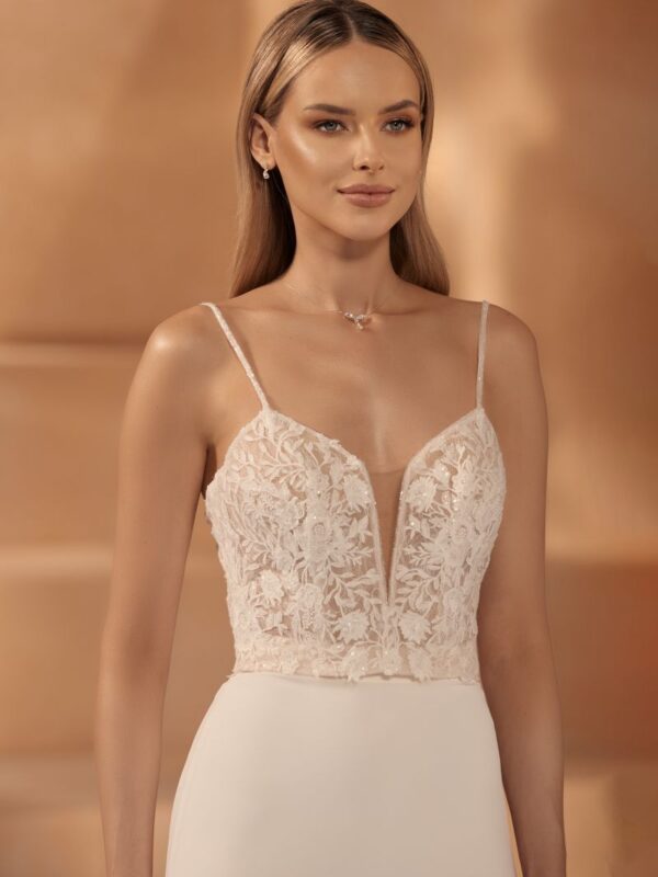 Bianco Evento E447