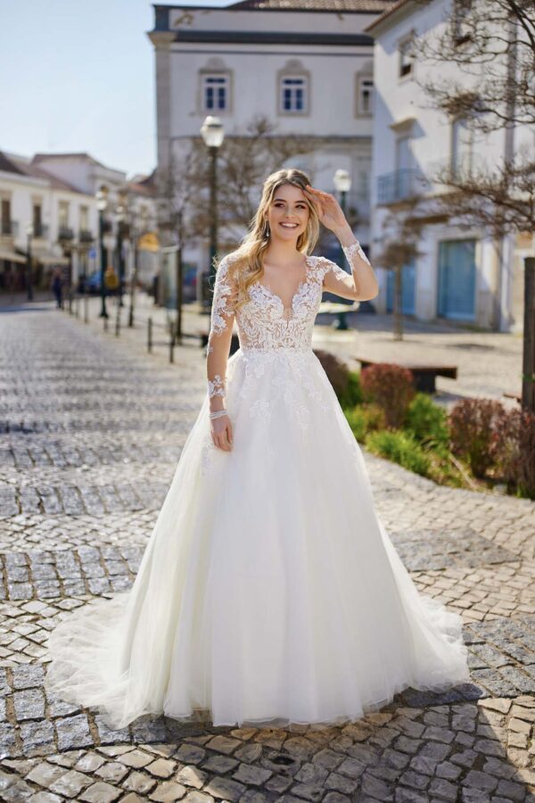 Tres Chic 23229