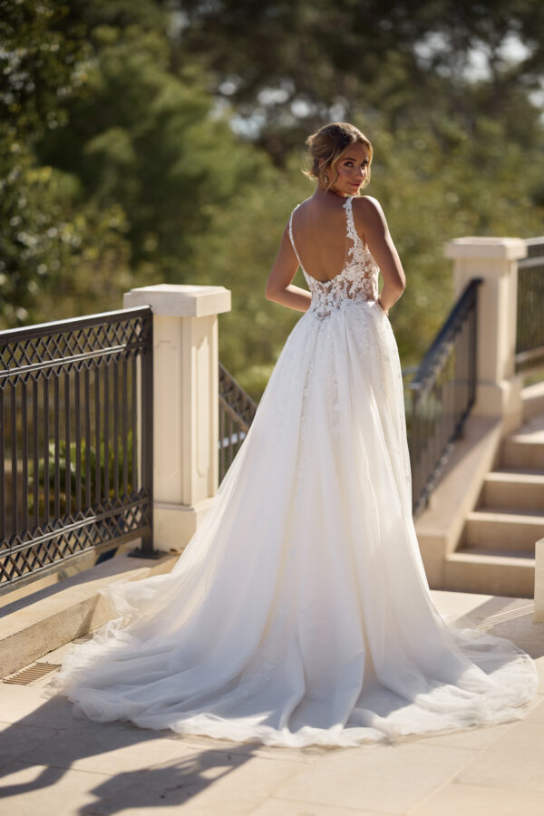 Tres chic 27205