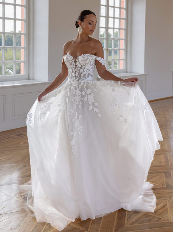 De-Luxe-10000_12A8408-Edit luxe alijn jurk van diane legrand