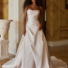 ML26754_OrrieDO1 madi lane orrie. alijn trouwjurk in champagne kleur