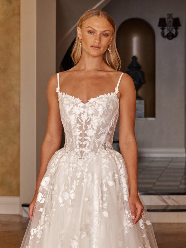 ML26835_Ozana3 Madi Lane Ozana